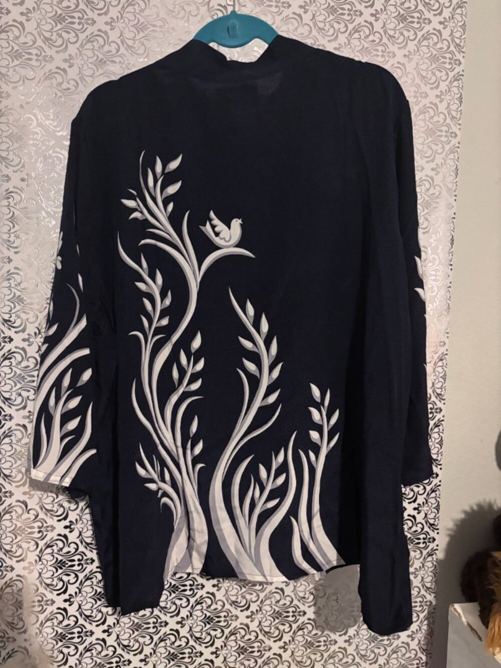 LOT OF 2 NWT Bob Mackie 100% Silk Butterfly Embroidered Tunics Purple & Navy 3XL - Picture 4 of 6